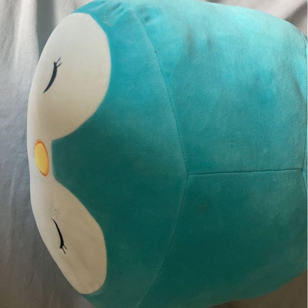 tanner the blue penguin squishmallow